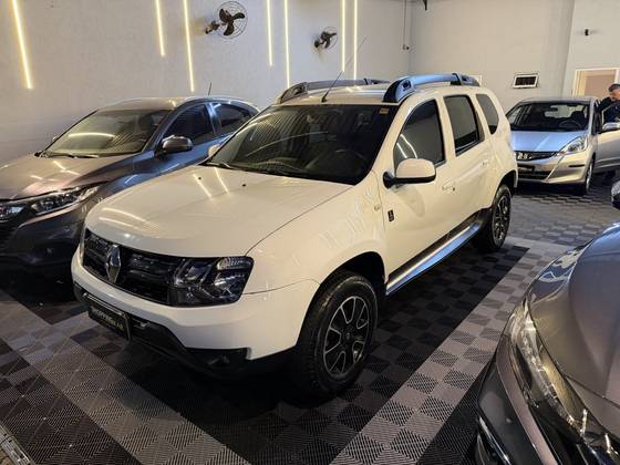 RENAULT DUSTER 1.6 DAKAR 4X2 16V FLEX 4P MANUAL RENAULT DUSTER 1.6 DAKAR 4X2 16V FLEX 4P MANUAL